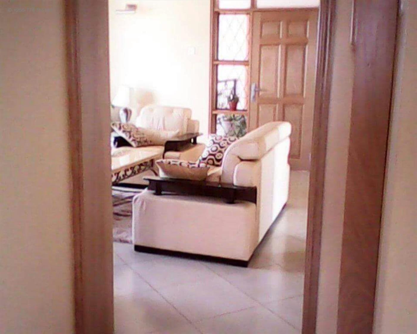 070320170833365199_070320170836063345