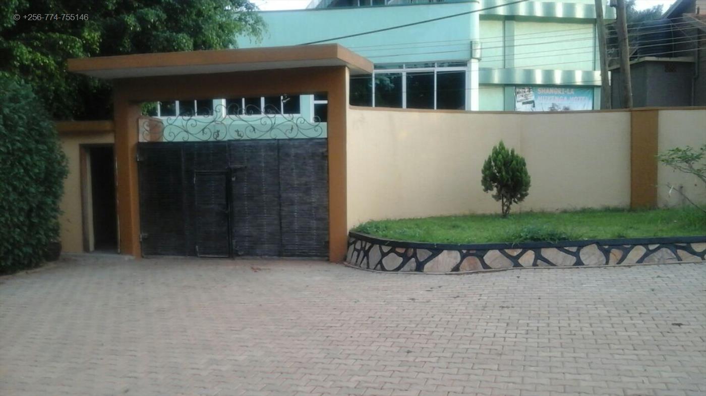 070320170949496878_070320170951344860