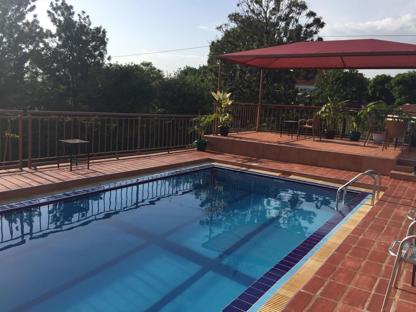 090220170832090114_090220170837184100