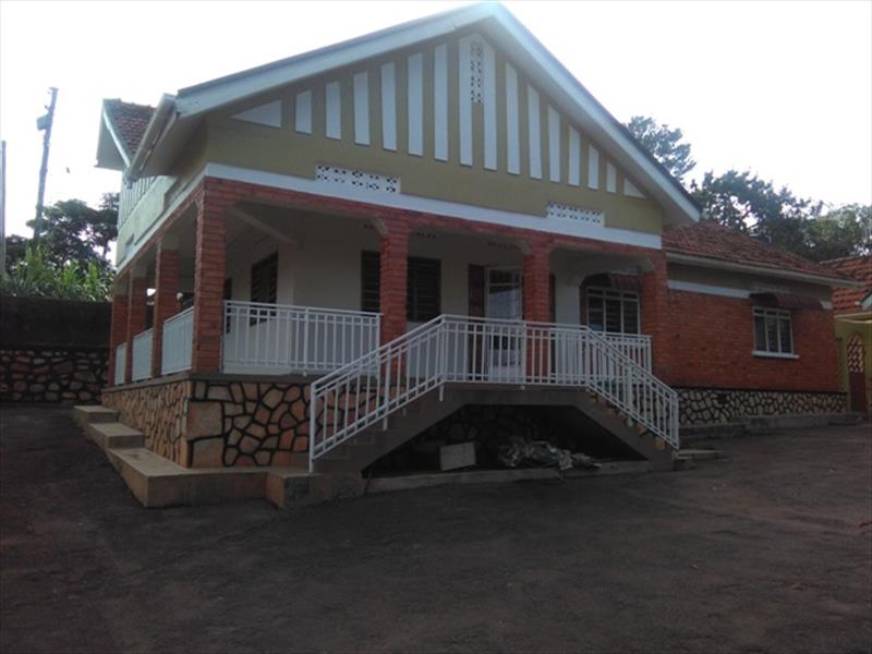 224_041020161058329006