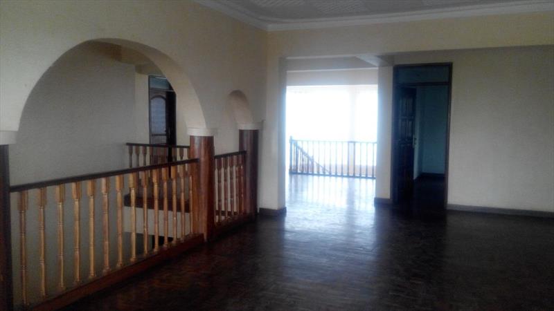 224_220820160123480436