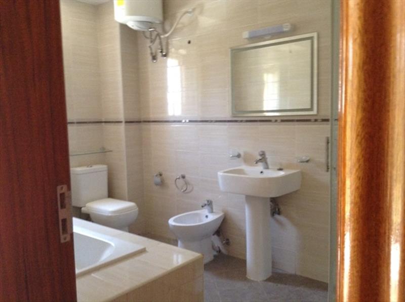 224_310820160324504620